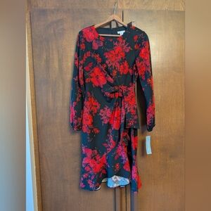 London Times Red and Black Floral Long Sleeve Dress